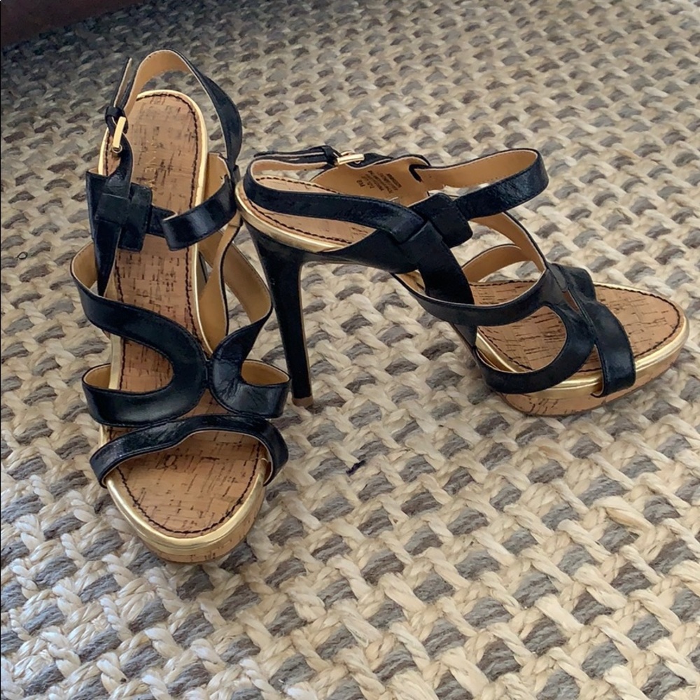 Nine West black and gold platform sandals